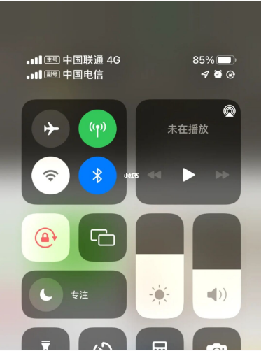 应城苹果手机维修分享iPhone双卡信号解决办法 
