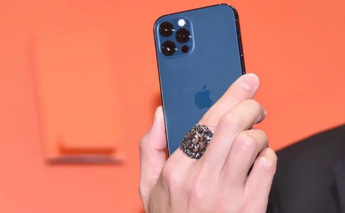 应城苹果手机维修分享iPhone12系列重启方法教程 